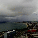 Inmet coloca 417 cidades da Bahia sob alerta de chuva intensa; Salvador está em nível máximo