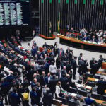 PEC da Segurança é aprovada na Câmara sem redução da maioridade penal; 33 deputados baianos votam a favor