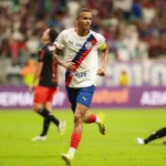 Bahia domina Bragantino, vence na Fonte Nova, se firma no G4 e agora é o único invicto do Brasileirão. Veja os gols
