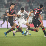 Vitória perde de virada para o Athletico-PR e segue sem vencer fora de casa